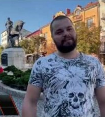 Хустський замок на Закарпатті охоронятиме кіт в обладунках (відео)