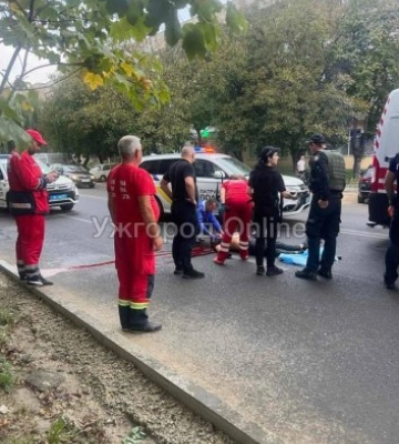 В Ужгороді сталася смертельна ДТП: Мотоцикліст загинув на місті 