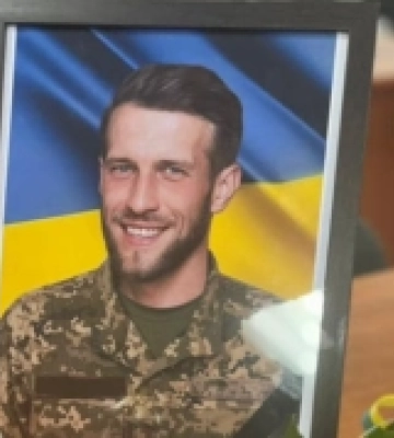 Дружина загиблого воїна з Костополя Андрія Корнійчука просить присвоїти йому звання Героя України