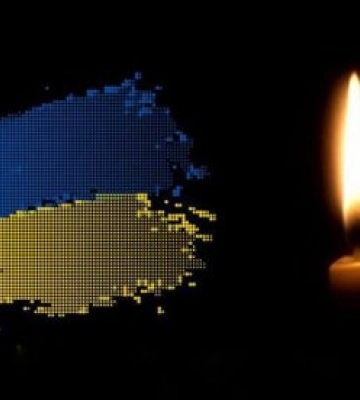 Хвилиною шани, хвилиною мовчання та безмежної вдячності Закарпаття вшанувало пам’ять полеглих воїнів
