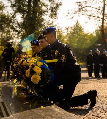 У Дніпрі у День захисників та захисниць України вшанували полеглих героїв