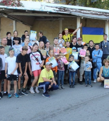 У Дніпрі діти та дорослі змагалися у спортивному орієнтуванні