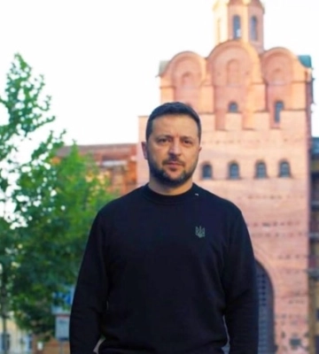 «Важкі часи зробили нас сильними»: Зеленський привітав із Днем захисників та захисниць