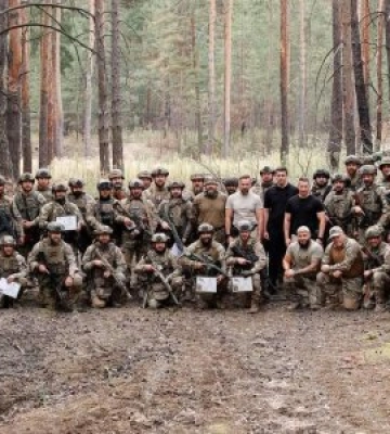 Голова Закарпатської ОВА Віктор Микита привітав воїнів з Днем захисників і захисниць України