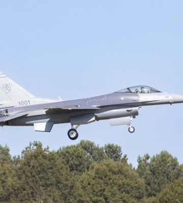 Модернизированный истребитель F-16V Block 70 для ВВС Словакии совершил первый полёт в Южной Каролине