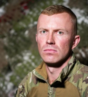 «Ти повинен тримати руку на пульсі, а серце — в бронежилеті»: історія спецпризначенця із Рівненщини (ВІДЕО)