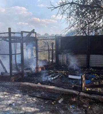 Стовп чорного диму було видно здалеку: у Дніпрі сталася масштабна пожежа