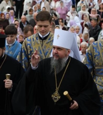 Митрополит Епифаний возглавил торжественное богослужение на Ровенщине (ФОТО)