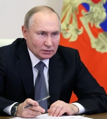 Путин предоставил официальный статус дню &quot;аннексии&quot; четырех регионов Украины