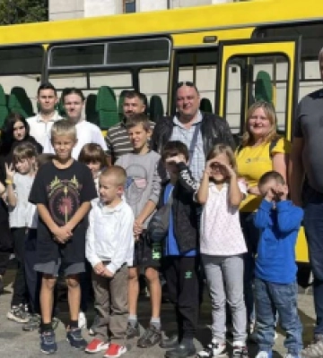 До Львова із Запоріжжя евакуювали 13 дітей