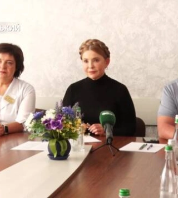 Головне – здоров’я воїнів. Лідерка фракції «Батьківщина» відвідала лікарні Кіровоградщини (відео)