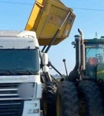 На Полтавщині робітник підприємства загинув через ураження струмом під час роботи на тракторі