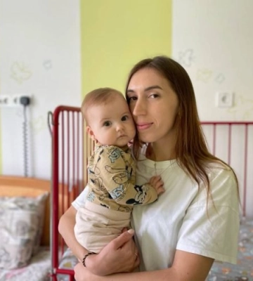 Львівські лікарі врятували семимісячну дівчинку з гігантською кістою легень