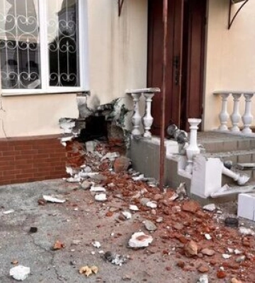 В результате ночного обстрела Херсона поврежден Свято-Духовский кафедральный собор. ФОТОрепортаж