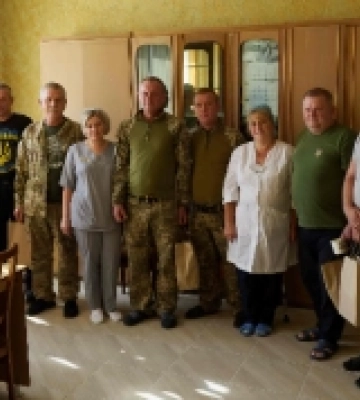 Ратне: захисників, які проходять реабілітацію у лікарні, привітали зі святом