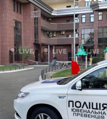 У Києві з 24 поверху впали дівчина і хлопець, вони загинули на місці