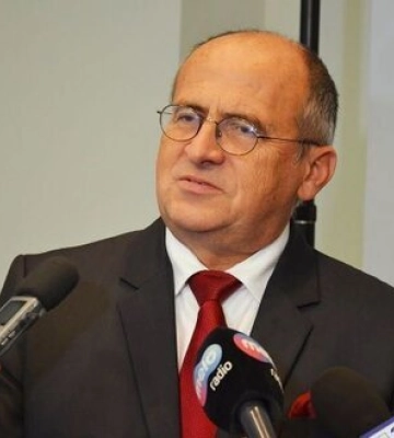 Голова МЗС Польщі Рау пояснив свою відсутність сьогодні у Києві &quot;спадом у відносинах&quot; між Україною та Польщею