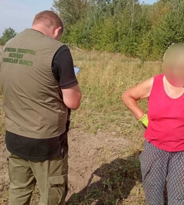 У вересні волинські екологи оштрафували 55 паліїв сухої трави