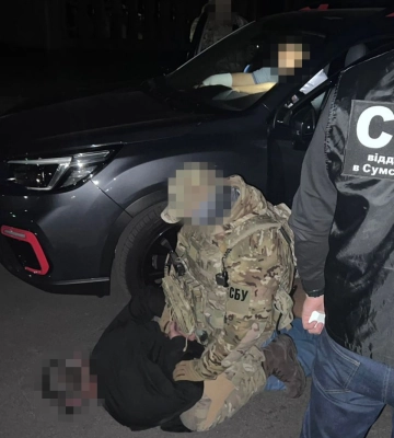 Вимагали з підприємця хабаря у розмірі понад 2 млн грн: в Сумах затримали мера міста та директора департаменту