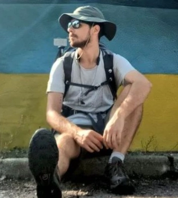 Итальянский журналист отправился в благотворительный поход, чтобы собрать средства для помощи Украине