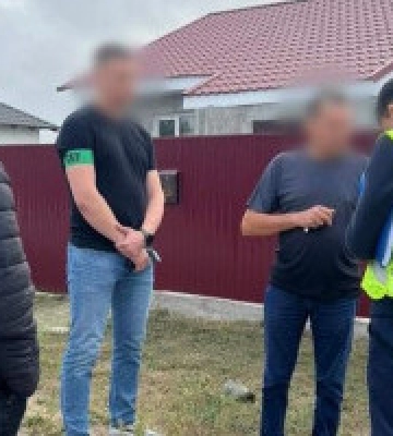 У Голосієво викрили “детективів”, які незаконно продавали інформацію про громадян з баз даних