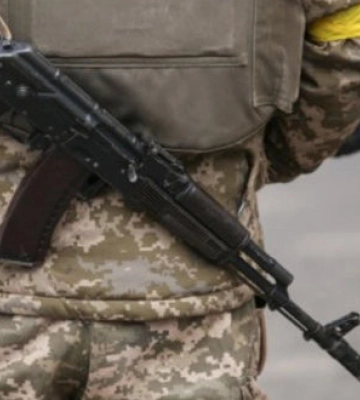Военному, расстрелявшему сослуживцев в Киеве, сообщено о подозрении