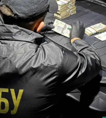 Міському голові Сум Лисенку та директору Департаменту інфраструктури міста повідомили про підозру