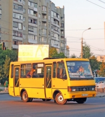 У Луцьку за проїзд беруть 15 гривень: містяни обурені 