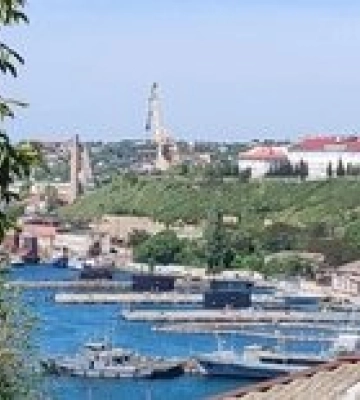 В Крыму выли сирены, у Шойгу заявили, якобы сбит "Нептун". Над морем кружит дрон США: трек