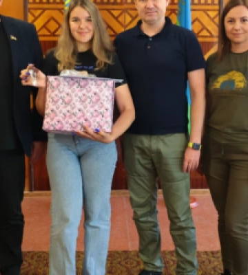 У Добросині дівчина з числа дітей-сиріт отримала власне житло