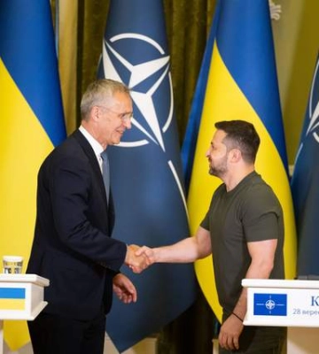 Миру в окупації немає: Столтенберг пояснив, чому Україна не може припинити боротьбу