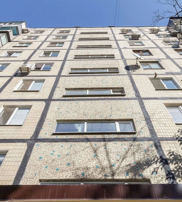 Понад 50 % виконано: найдовший будинок Дніпра комплексно оновлюють, аби усунути аварійність