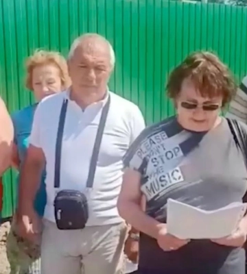 &quot;Мы бомжи&quot;: жители Мариуполя взбунтовались из-за потери имущества и обещания оккупантов. Видео
