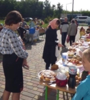 У селі на Волині на ярмарку зібрали понад 14 тисяч гривень на підтримку ЗСУ