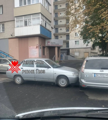 У Рівному зіткнулися авто, але обійшлося без потерпілих