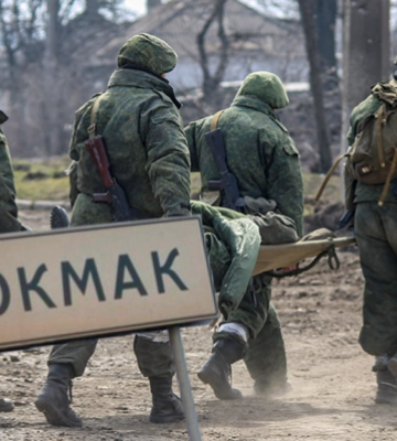 Паніки нема: росіяни почали евакуйовуватися з Токмака