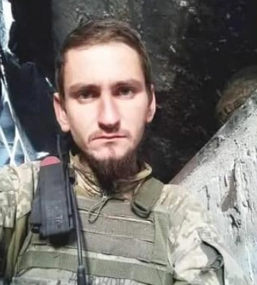 Просять гідно зустріти: громада на Волині завтра попрощається з Героєм