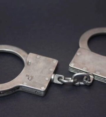У Голованівському районі правоохоронці затримали наркозбувача