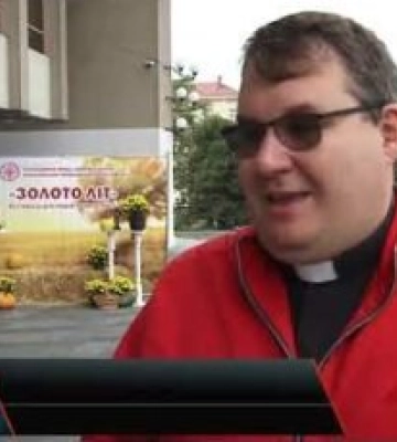 Благодійний фестиваль «Золото літ» відбувся в Ужгороді (відео)