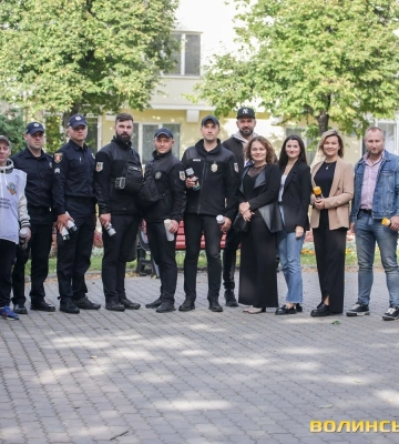 Кількість написів зменшується: у Луцьку знову замальовували рекламу наркотиків. Фото