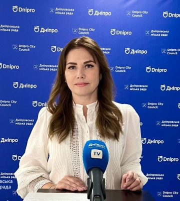 На вихідних у Дніпрі дозволили паркуватися безкоштовно на 124 майданчиках