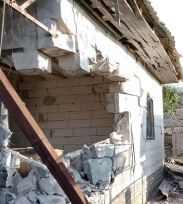 Войска РФ обстреляли Никополь, ранена женщина