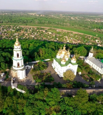 Жителі Червоного Шляху просять не перейменовувати селище