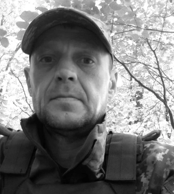 На Охтирщині попрощаються із військовим, який загинув на Харківщині