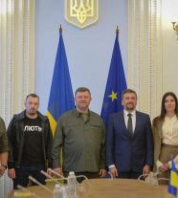 Перший віцеспікер Олександр Корнієнко зустрівся із Головою Офісу Ради Європи Мачеєм Янчаком