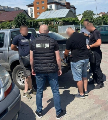 На Закарпатті судитимуть обвинуваченого у продажі автомобілів, ввезених на територію України в якості гуманітарної допомоги&amp;hellip;