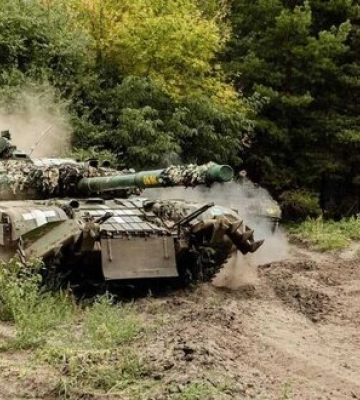 Ворог намагався наступати біля Мар’їнки, але безуспішно, в районі Урожайного ЗСУ відбили атаку росіян, - Генштаб