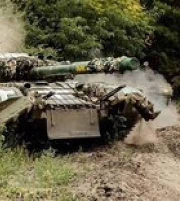 Генштаб: РФ наступает в районах Кременной и Донецка, атакует с южного направления — карта