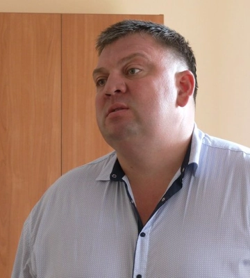 Взяв майже мільйон гивень хабаря і лише через 5 місяців написав заяву на звільнення: надзвичайне у Рівному (ФОТО)