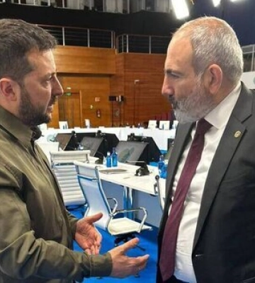 Зеленський вперше зустрівся із прем’єром Вірменії Пашиняном: Обговорили ситуацію на Південному Кавказі та двосторонню&amp;hellip;